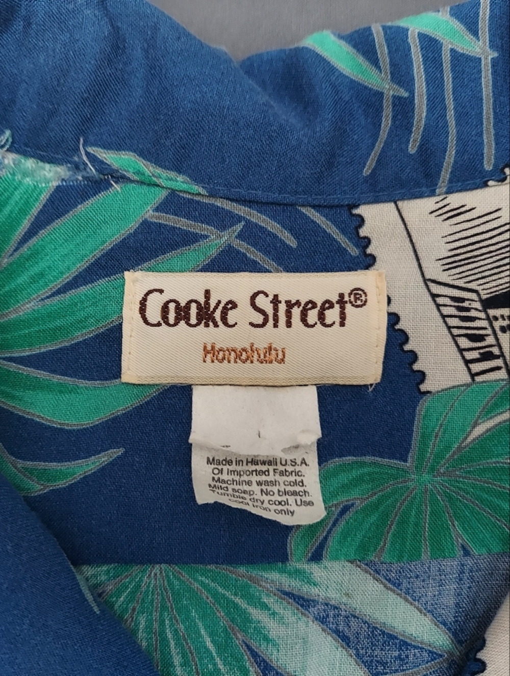 Cookie Street Honolulu Men's Size Medium Hawaiian Print Button Down Shirt - Picture 3 of 11